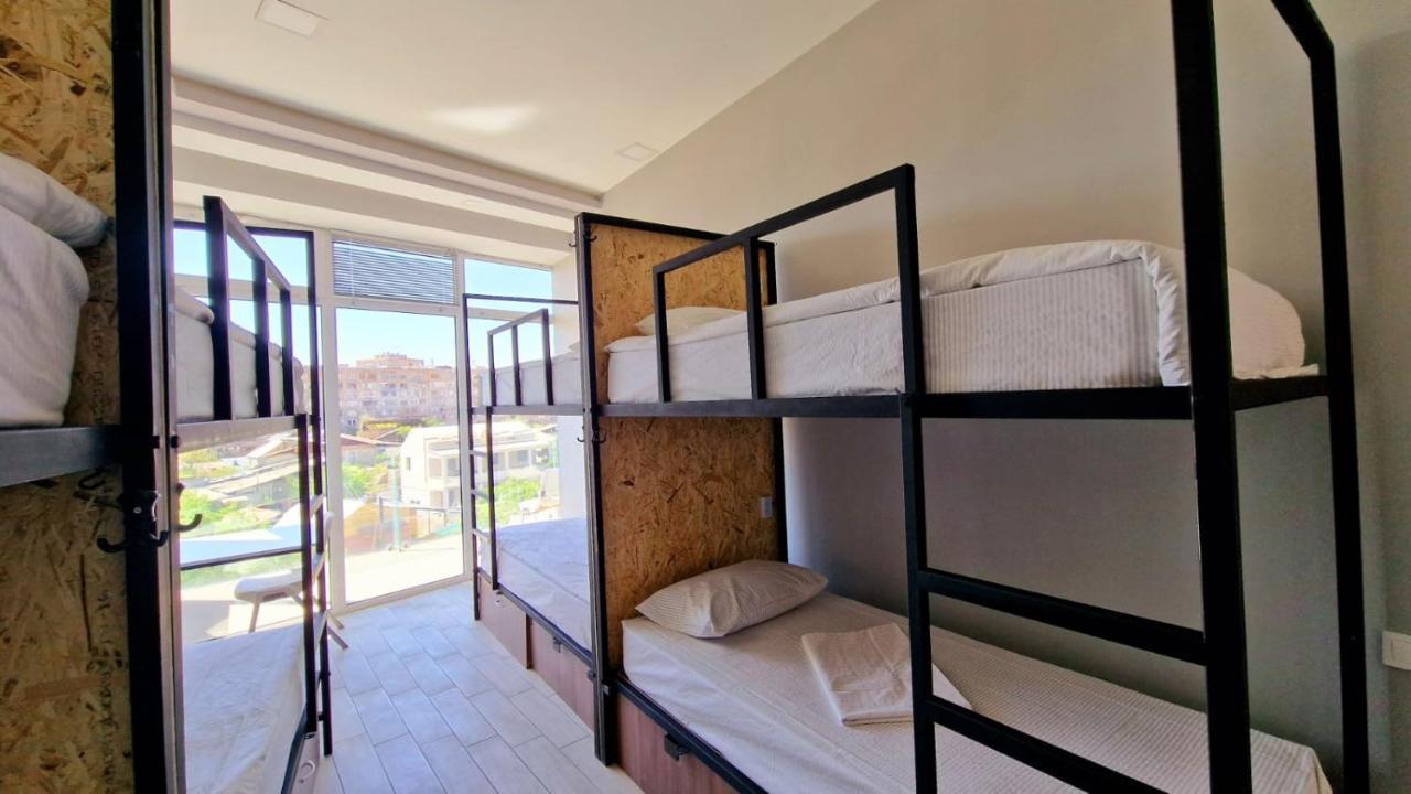 Puzzle Space Hostel Yerevan Exterior photo